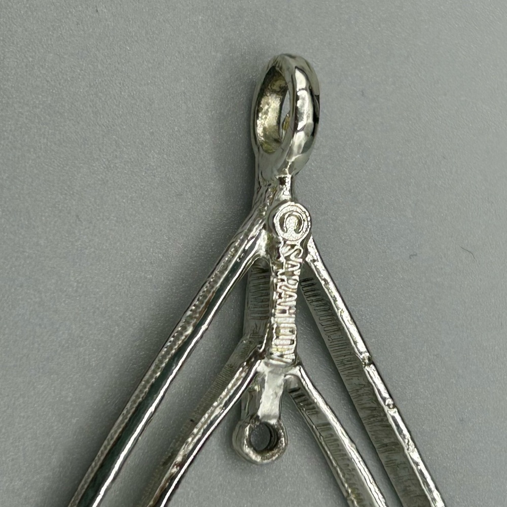 Vintage Sarah Coventry Silver Tone Teardrop Pendant Enhancer Frame - Picture 8 of 8